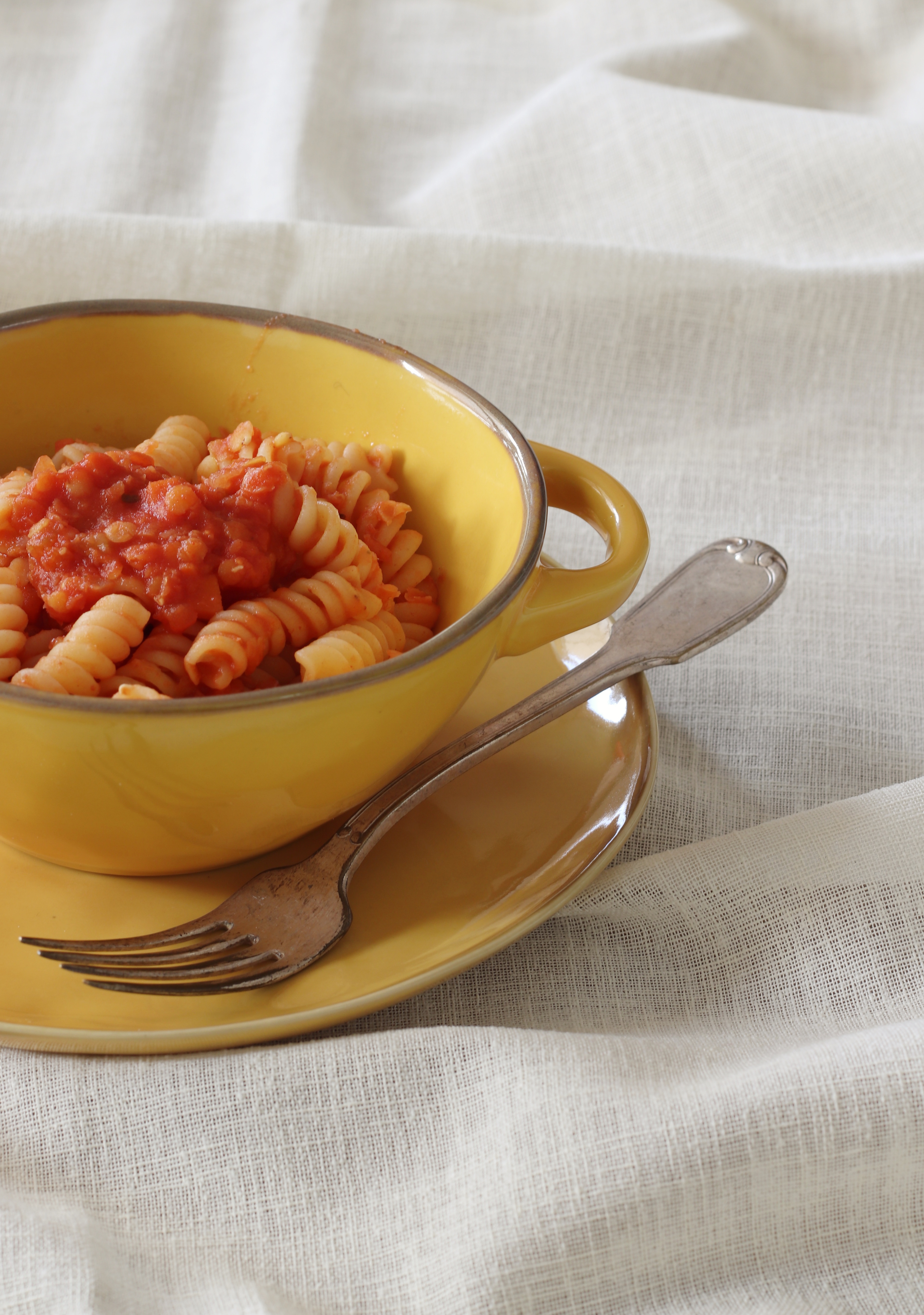 Pasta al ragù di lenticchie rosse