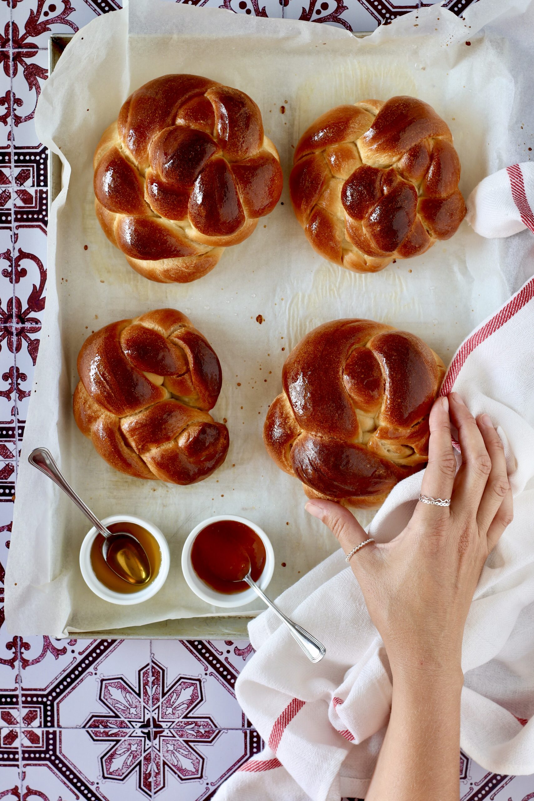 Pan brioche soffice senza burro con yogurt bianco e acqua